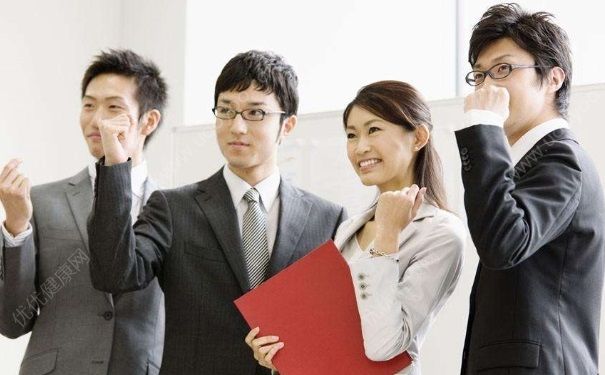大学生如何融入新环境？大学生如何对待职场？(4)
