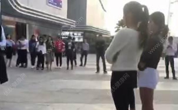 广西女白领约群架，白领上班压力大怎么办？(2)